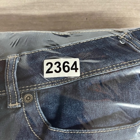 Maurices Bootcut Jeans Womens 22W Short Plus size Blue Denim Stretch Comfy 2364 - Picture 10 of 10